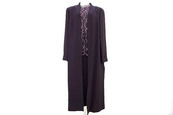 エレガントなシルエットのジュンアシダのスカートスーツを買い取りました