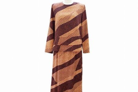 シセンドウのエレガントな総柄セットアップを買い取りました