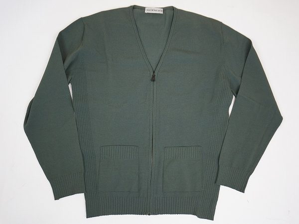 色合いが美しいイッセイミヤケのカーディガンを買い取りました