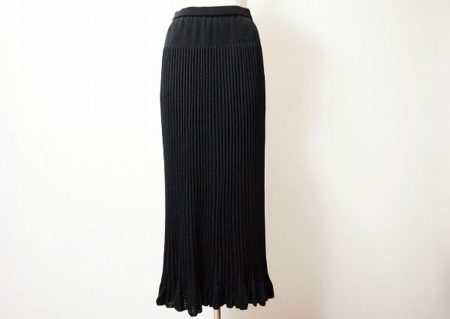 繊細なアコーディオンプリーツが魅力のシズカコムロのスカートを買い取りました
