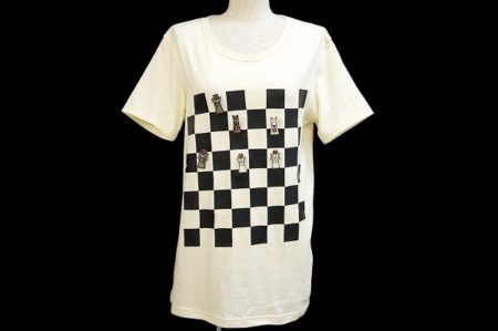 チェスのようなデザインが可愛いアルベロベロのTシャツを買い取りました