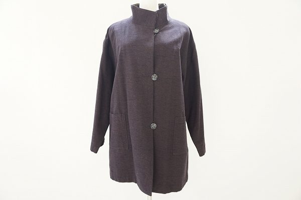 実用性とオシャレを兼ね備えた、儀右エ門のコートを買取いたしました