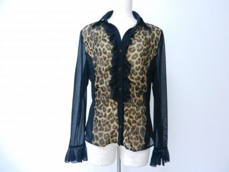 大人のオシャレをセクシーに演出、伊太利屋のシャツブラウスを買取いたしました