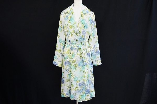 オシャレな主役級スプリングコートに。ユキトリイのコートを買取いたしました