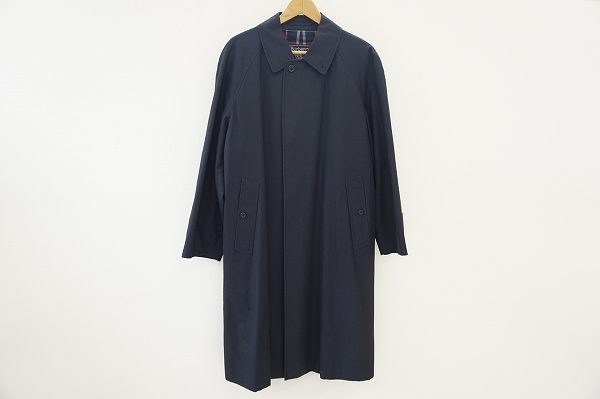 デイリー使いに最適、バーバリーのコートを宅配買取いたしました