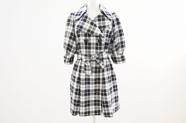 定番のタータンチェックを上品に主役にしたバーバリーブルーレーベルのワンピースを宅配買取いたしました