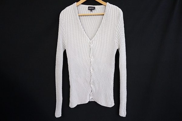 オフスタイルからビジネスカジュアルなど幅広く着られる、エンポリオアルマーニのメンズカーディガンを宅配買取いたしました