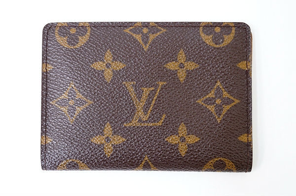 長く愛用したくなるデザイン!ルイヴィトンのパスケースを店頭預かり買取いたしました