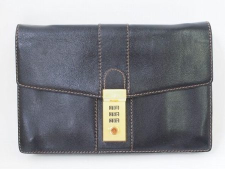 様々なシーンや用途で活躍！グッチのクラッチバッグを店頭預かり買取にて買取いたしました