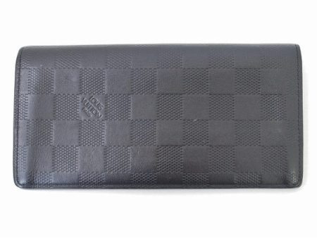 収納性に優れた、持ち歩きやすいデザインが人気！ルイヴィトンの長財布を宅配買取いたしました