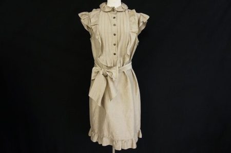 ディテールにもこだわった美しいスタイルが一枚で完成。ミスアシダのワンピースを宅配買取いたしました