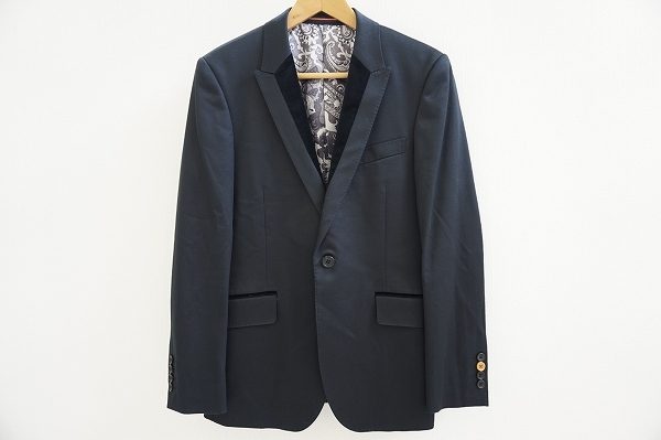クラシックブリティッシュスタイルに遊び心がプラス、ポールスミスのジャケットを宅配買取いたしました