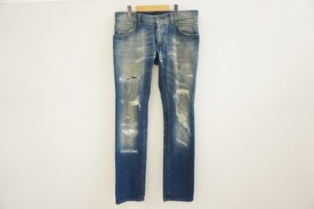 ドルガバらしいアイディアを詰め込んだ、ドルチェ＆ガッバーナのメンズデニムパンツを出張買取いたしました