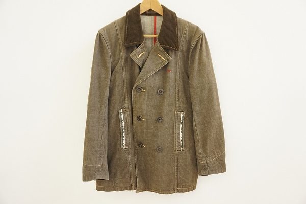 洗練されたボーイッシュスタイルのカールヘルムのコートを宅配買取いたしました