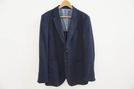 上質でエレガントな着こなしに合わせたい、アルマーニコレッツォーニのジャケットを宅配買取いたしました