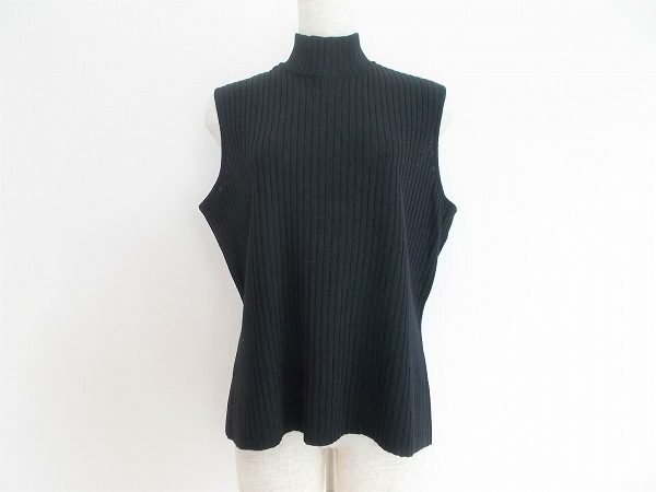 上半身をスッキリと綺麗に見せる、セントジョンのノースリーブニットを宅配買取いたしました