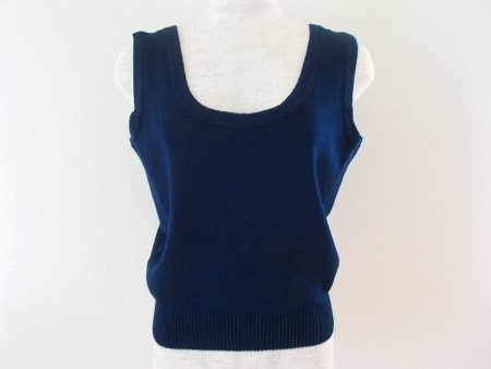 シンプルでもリュクスをまとえる、セントジョンのノースリーブニットを宅配買取いたしました