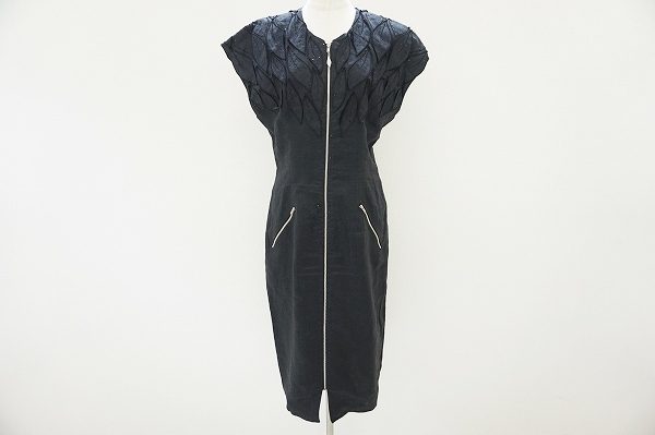 美しいシルエットやディテールにうっとり。伊太利屋のワンピースを出張買取いたしました