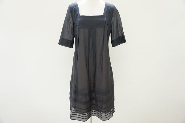 透け感でセクシー&軽やかな印象のホコモモラのワンピースを宅配買取いたしました