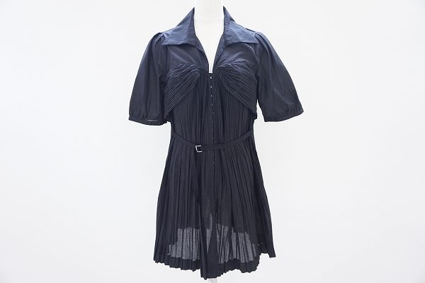 重たく見えずに細見えも叶う、リツコシラハマのブラックチュニックの出張買取いたしました