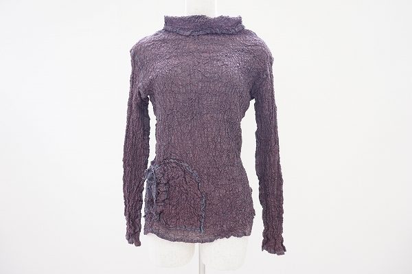 シワ加工が上品でエレガントなミーイッセイミヤケのカットソーを買取いたしました