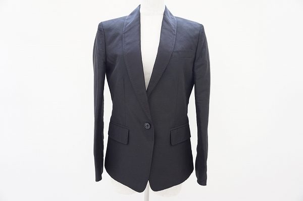 素材にこだわったシックなドルチェ&ガッバーナのジャケットをお買取いたしました