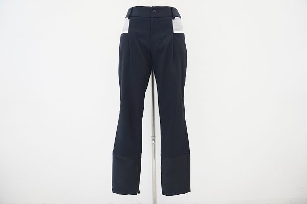 世界中のファンを魅了するイッセイミヤケ(ISSEYMIYAKE)のパンツを買い取りました