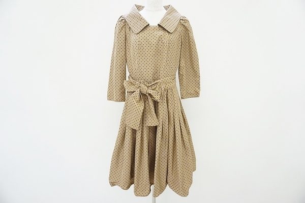 ドットが王道ガーリーで可愛らしいコトゥーのワンピースを買取いたしました
