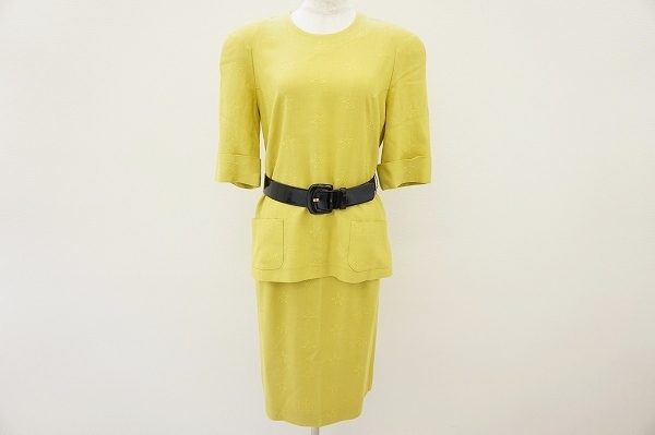 スタイルをもっとよく見せてくれる、ジュンアシダ(junashida)のベルト付きスカートスーツを買い取りました