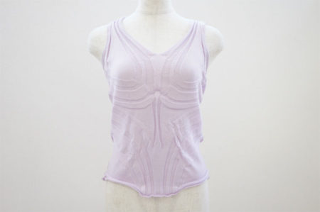 型押しのデザインが個性的なイッセイミヤケのタンクトップを買取いたしました