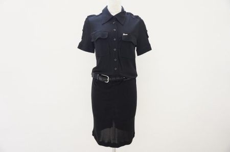 スーツのようなカッチリ感にカジュアルがほどよくプラスされたグッチのワンピースを買取いたしました