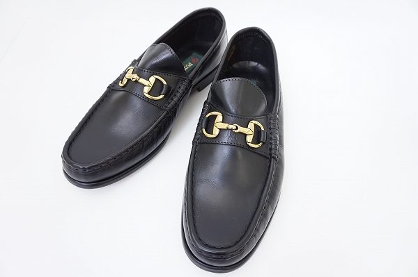 ビジネス＆オフシーンのお供に！上質なプッチーニのメンズローファーを宅配買取いたしました