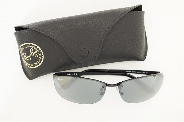 高級感がありながらも軽い掛け心地で大活躍！レイバンのサングラスを宅配買取いたしました