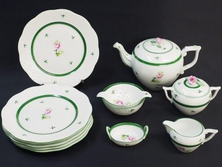 美しく自然なグリーンの気品があるヘレンドのウィーンの薔薇シリーズを出張買取いたしました