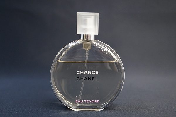 クリーミーで優しい香りにうっとり。シャネルのチャンス　オー タンンドゥルを宅配買取いたしました