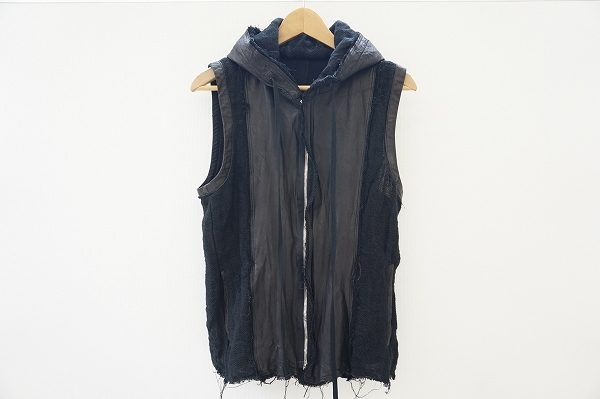 いつものコーデにプラスするだけでオシャレの幅がぐっと広がる、パジュラのベストを宅配買取いたしました