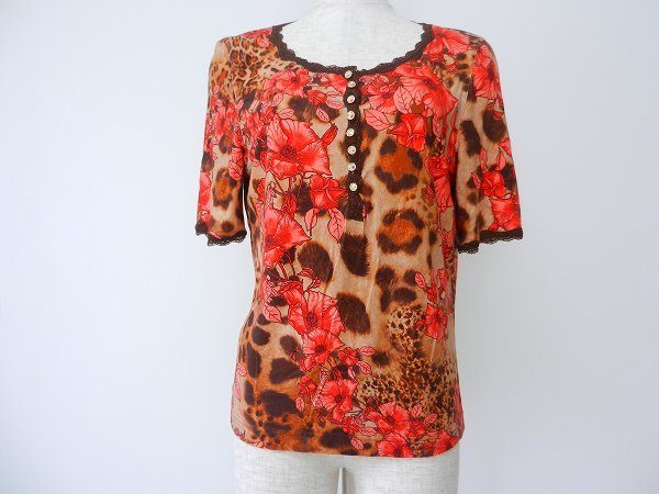 花とアニマル柄で華やかに彩る伊太利屋のカットソーを出張買取いたしました
