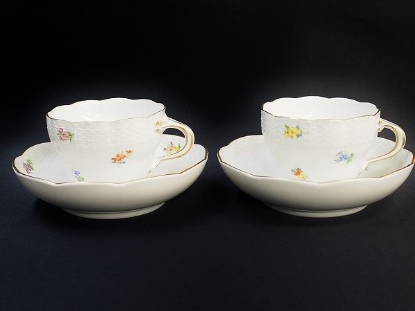 散りばめられた小花が可愛らしく人気のマイセン カップ＆ソーサーを買取いたしました