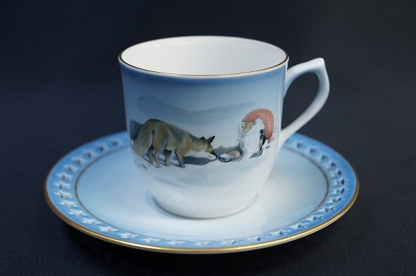 北欧の冬の雰囲気で可愛らしいロイヤルコペンハーゲンのカップ&ソーサーを出張買取いたしました