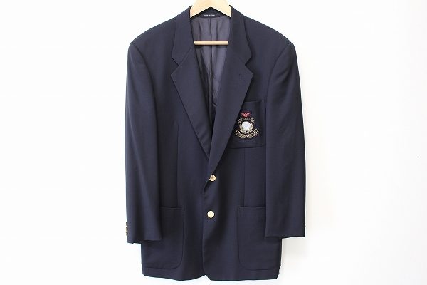 知的に着映える！エンポリオ アルマーニのネイビージャケットを宅配買取いたしました