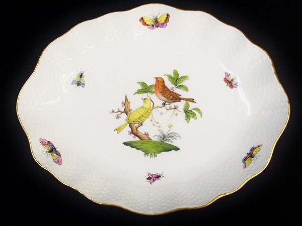 美しい描写で小鳥の歌声が聞こえてきそうなヘレンドのロスチャイルドバードオーバルプレートを出張買取いたしました