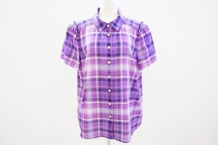 鮮やかなパープル系のチェックが目をひくロシャスのブラウスを買い取りしました
