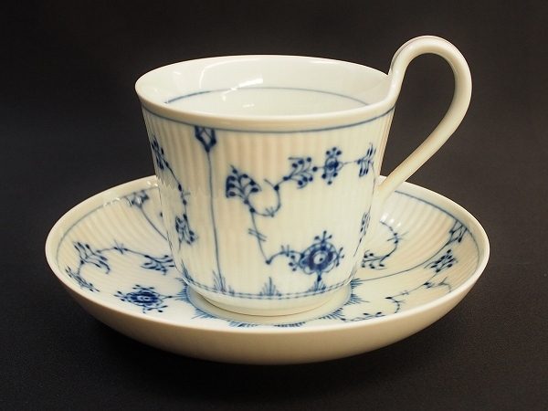 変わらない人気を誇るロイヤルコペンハーゲンのカップ&ソーサーを買い取りました