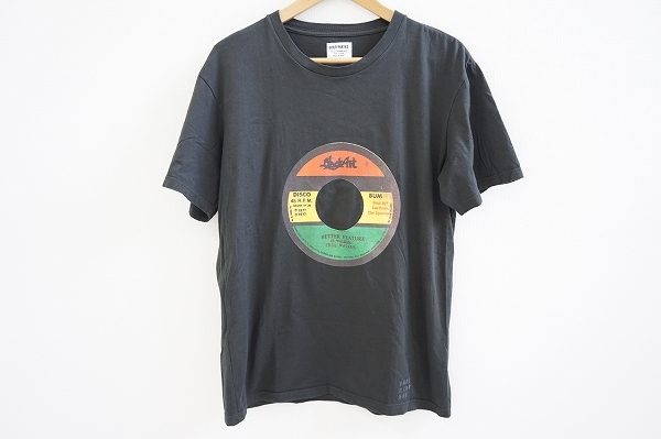 カラフルなCDモチーフがインパクト大！ワコマリアのTシャツを宅配買取いたしました