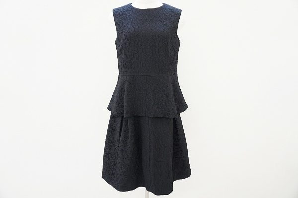 きちんと着にも使えるエストネーションのペプラムワンピースを買い取りました