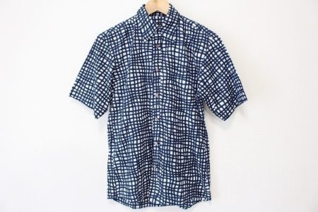 モダンデザインがお好きな方におすすめ！バーバリーブラックレーベルのシャツをお売りいただきました