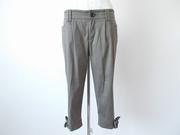 バーバリーブラックレーベルのクロップドパンツをお売りいただきました