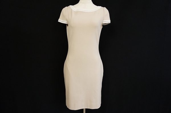 ヌーディーカラーが素敵なフォクシーのワンピースを買い取りさせていただきました