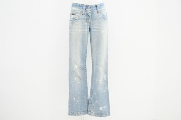 気取らないセクシーをいつでも取り入れて。ドルチェ&ガッバーナのジーンズを買取いたしました