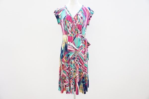 優美なシルエットに多彩な色使いが魅力、ルナットベネのワンピースを買取いたしました